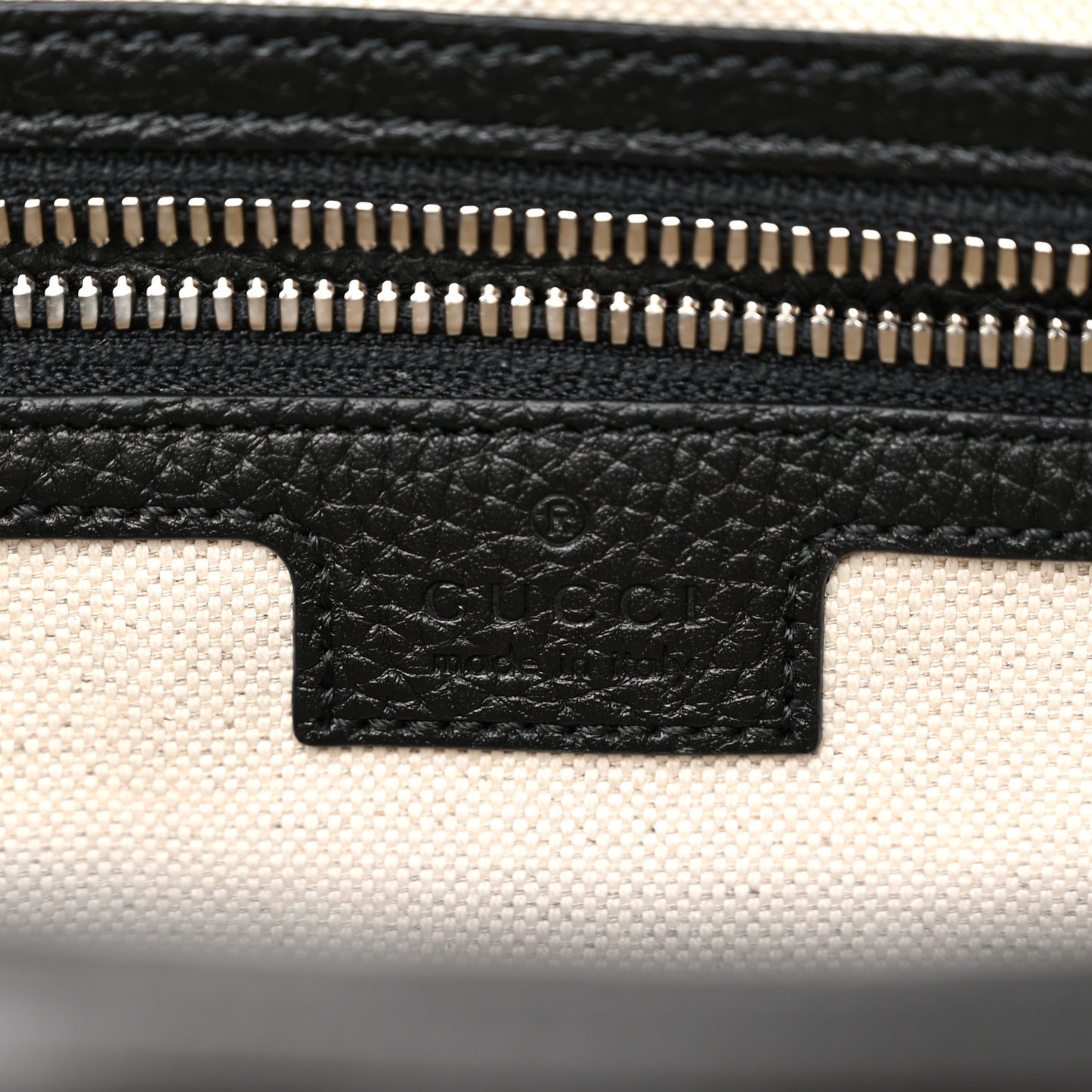 Piuma Calfskin Jumbo GG Embossed Medium Messenger Bag Black
