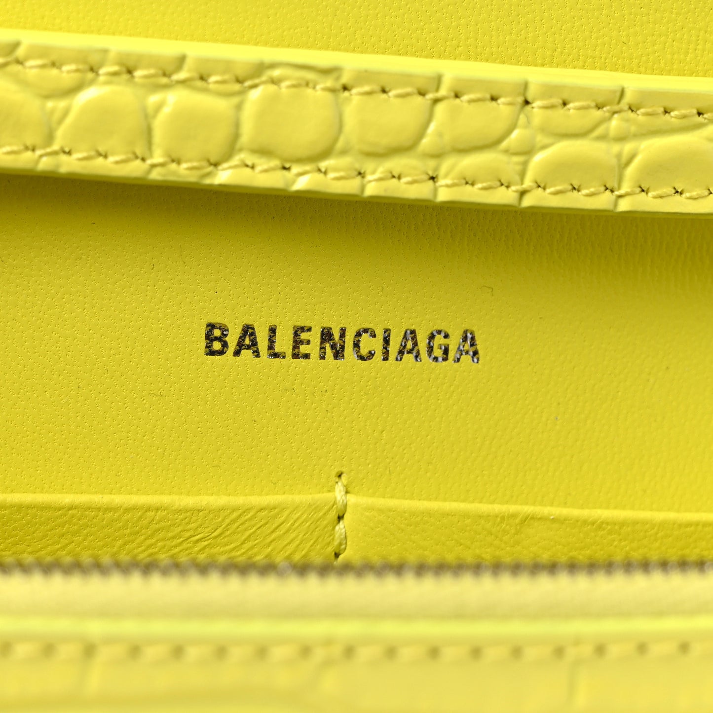 Shiny Calfskin Crocodile Embossed Hourglass Chain Bag Light Yellow