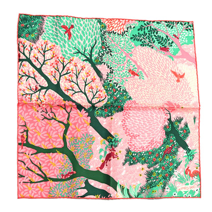 Hermes Silk Jersey Dans Un Jardin Anglais Pocket Square Rouge Vert Rose 1 of 4