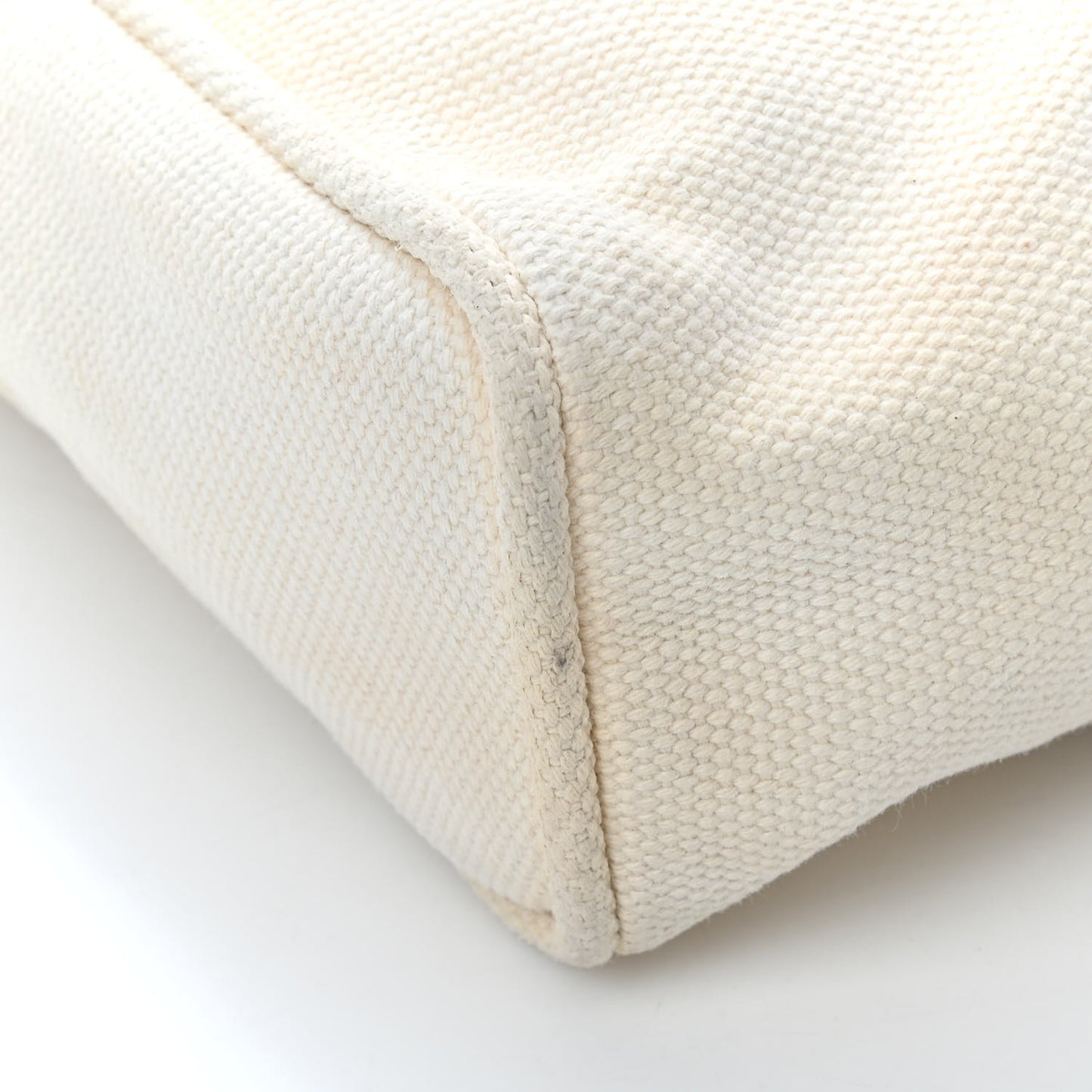 Toile Antigua Cabas GM Tote White