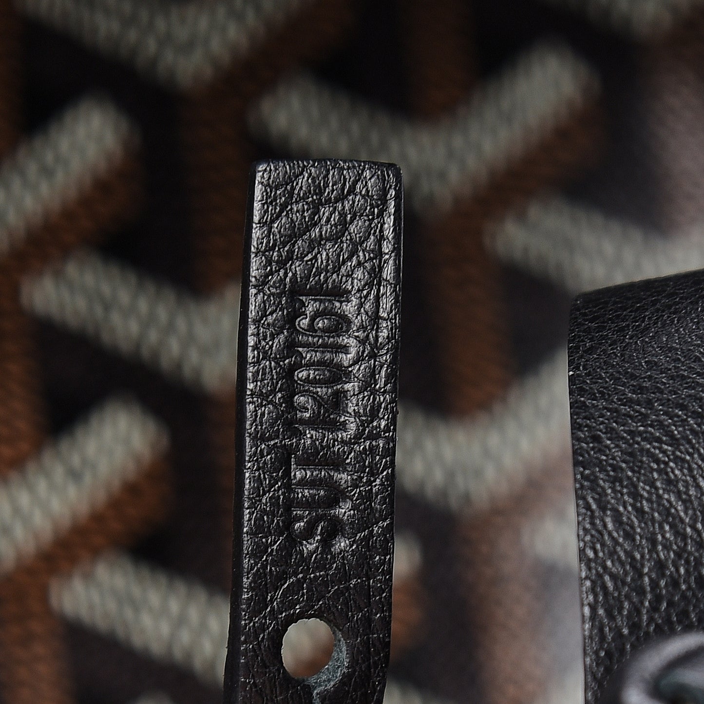 Goyardine Reversible Anjou GM Black