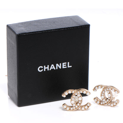 Chanel Pearl CC Clip On Earrings Gold 3 of 5