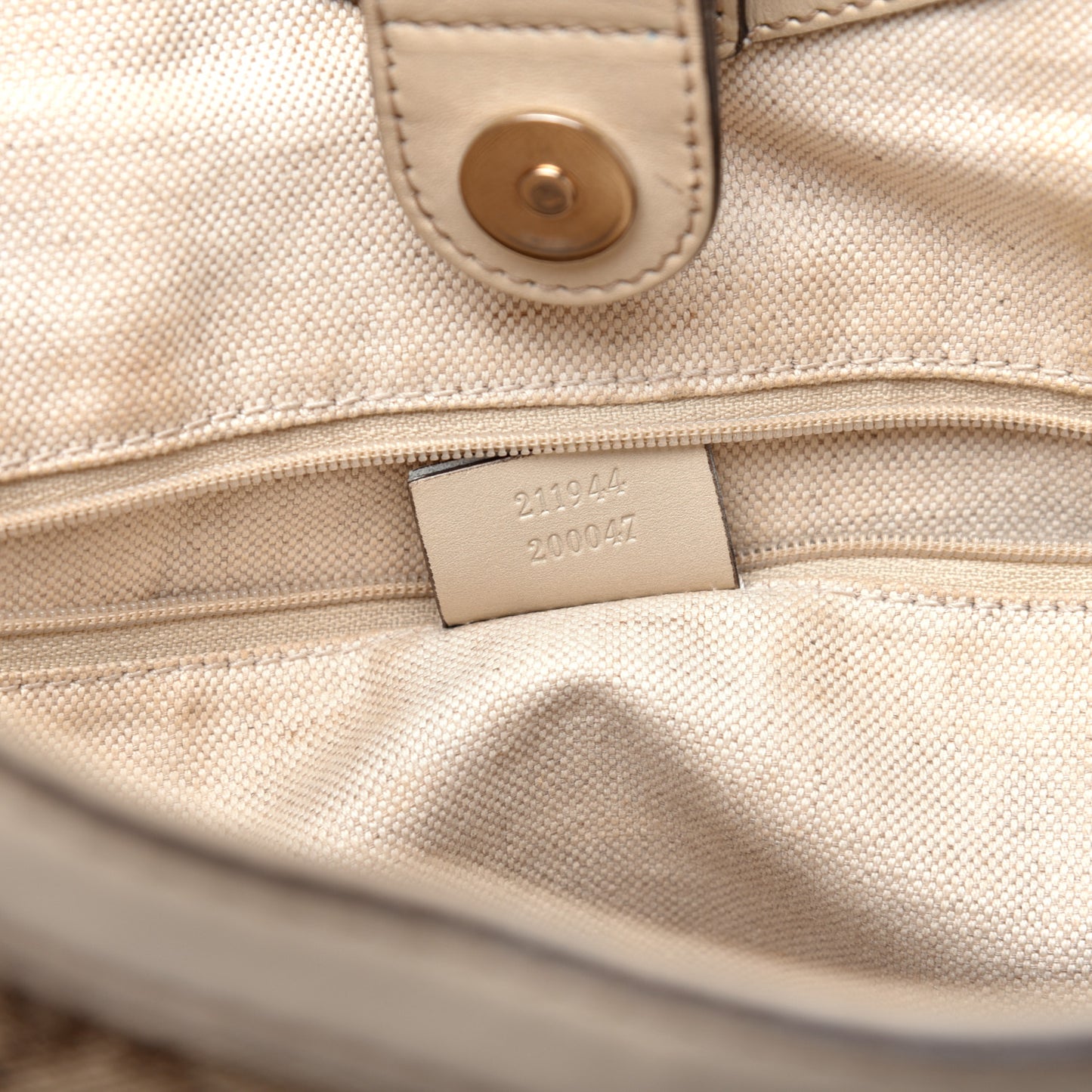 Monogram Medium Sukey Tote Off White