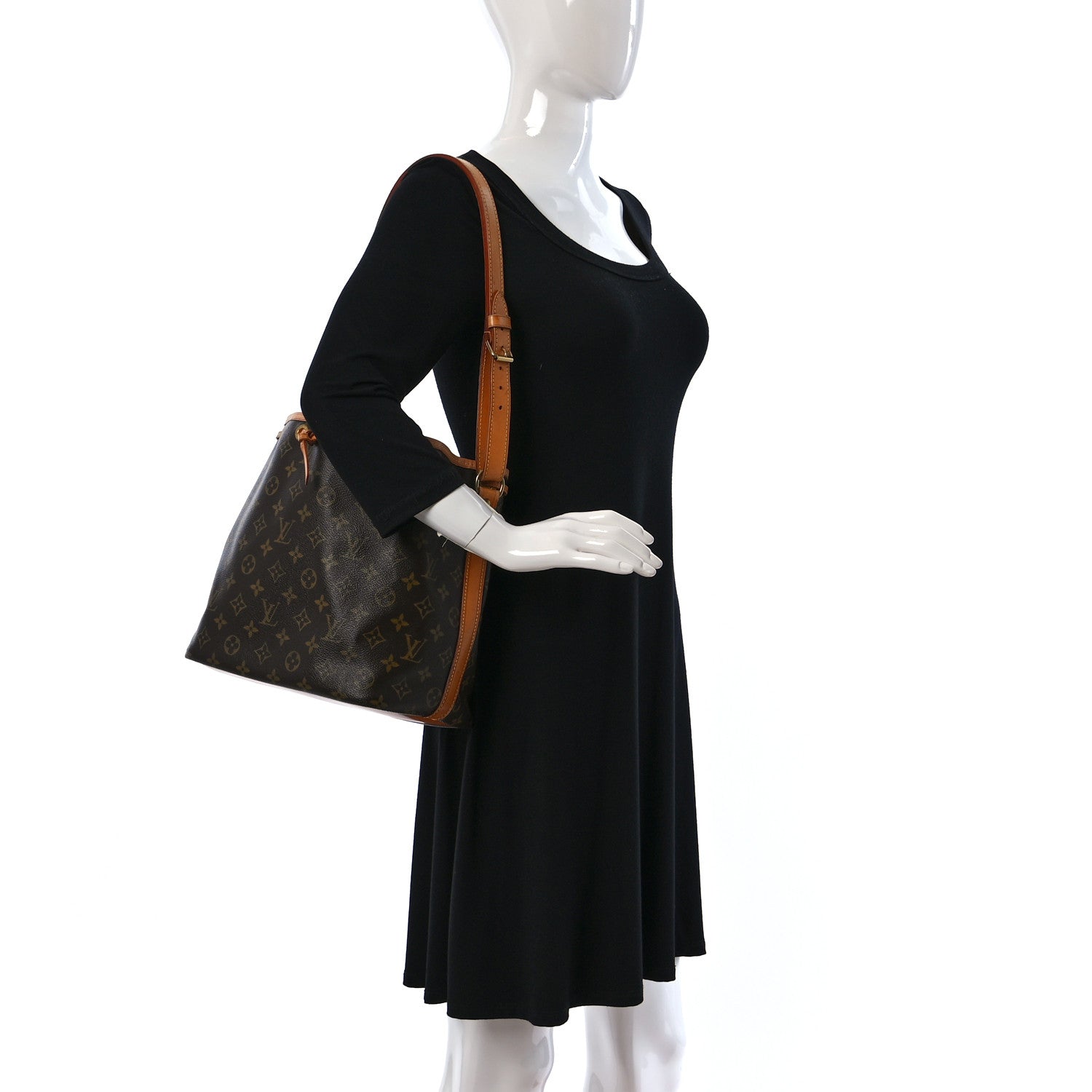 Louis Vuitton Monogram Petit Noe 2 of 14