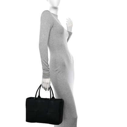 Bottega Veneta Grained Calfskin Intrecciato Small Arco Tote Black 2 of 12