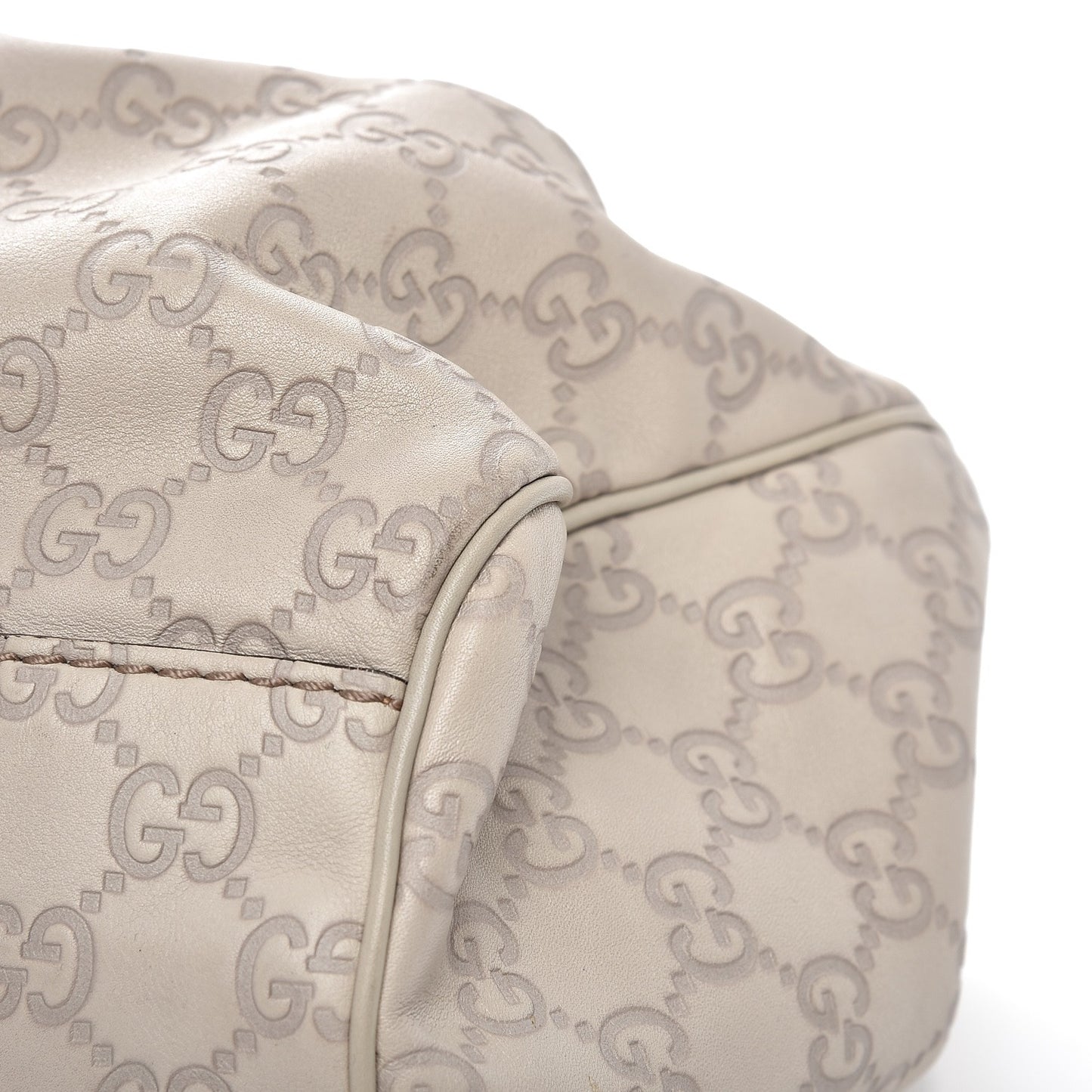 Guccissima Medium Sukey Tote Mystic White