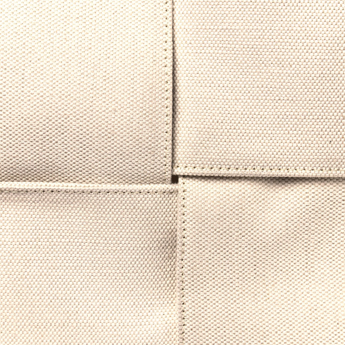 Linen Maxi Intrecciato Arco Tote Natural Black