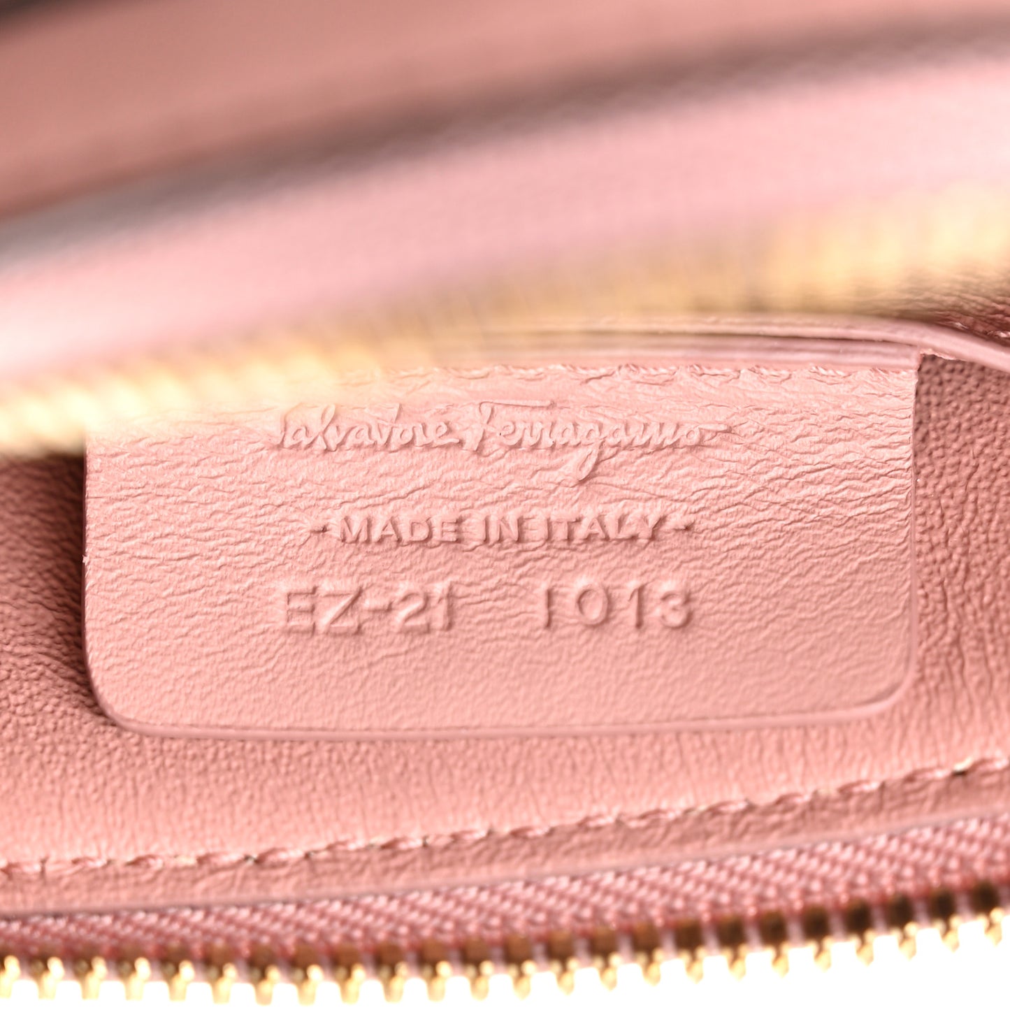 Calfskin Trifolio Crossbody Bag Antique Rose