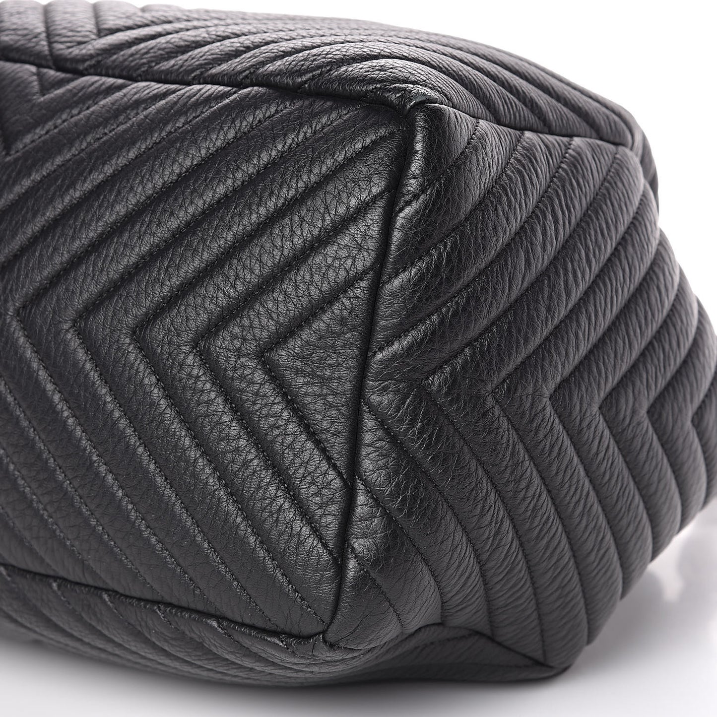 Deerskin Chevron Large CC Chain Bucket Drawstring Bag Black
