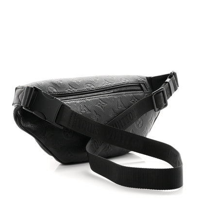 Louis Vuitton Calfskin Monogram Shadow Discovery Bumbag Black 2 of 8