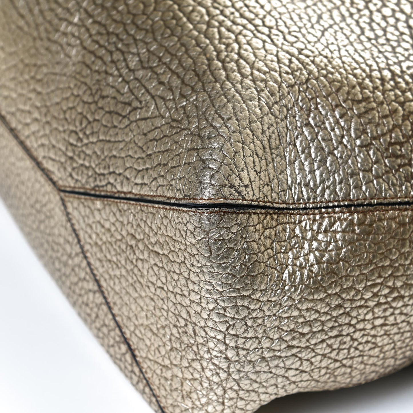 Metallic Signature Grain Medium Lindburn Hobo Gold
