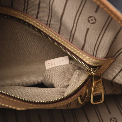 Louis Vuitton Monogram Delightful MM 7 of 14