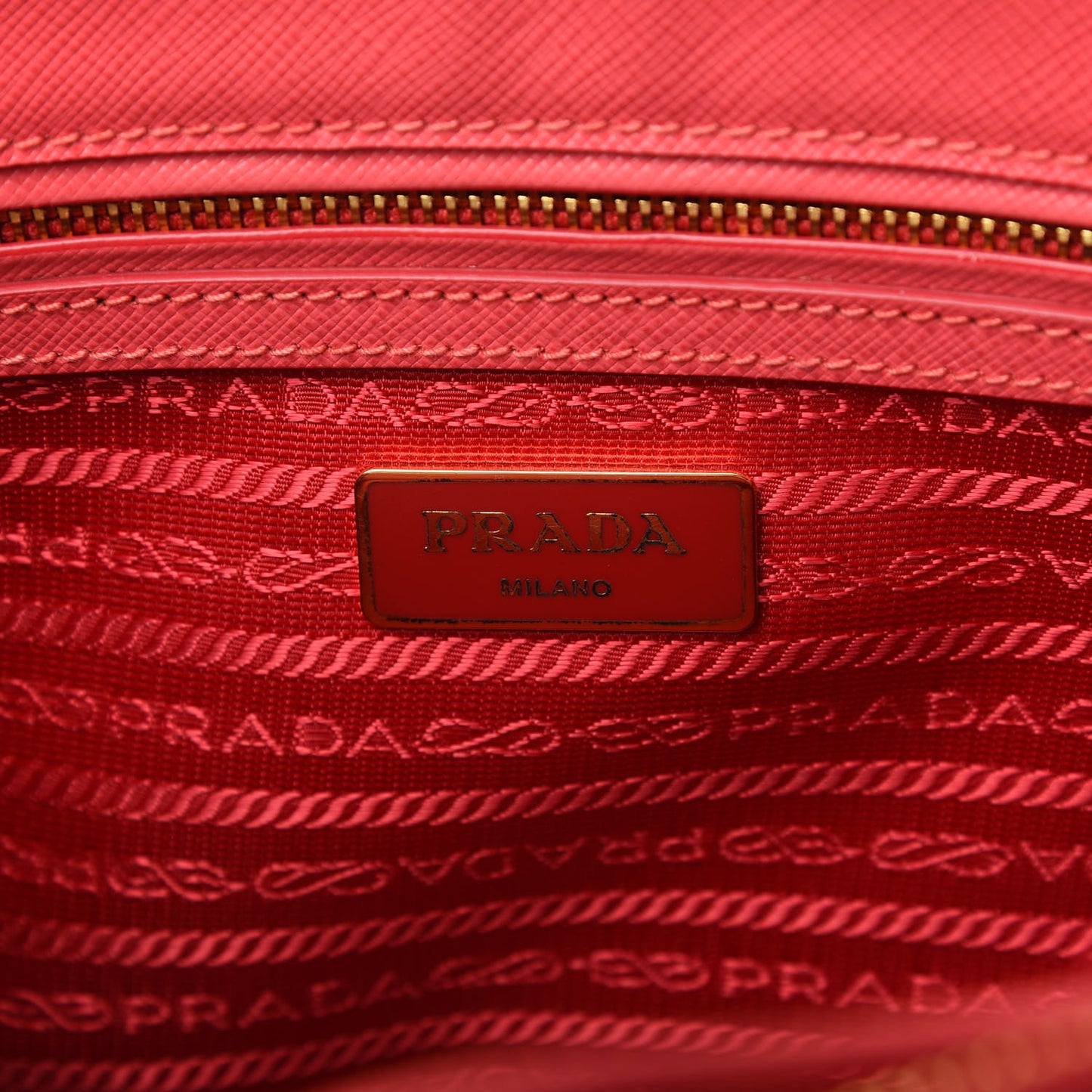 Saffiano Small Galleria Double Zip Tote Fragola