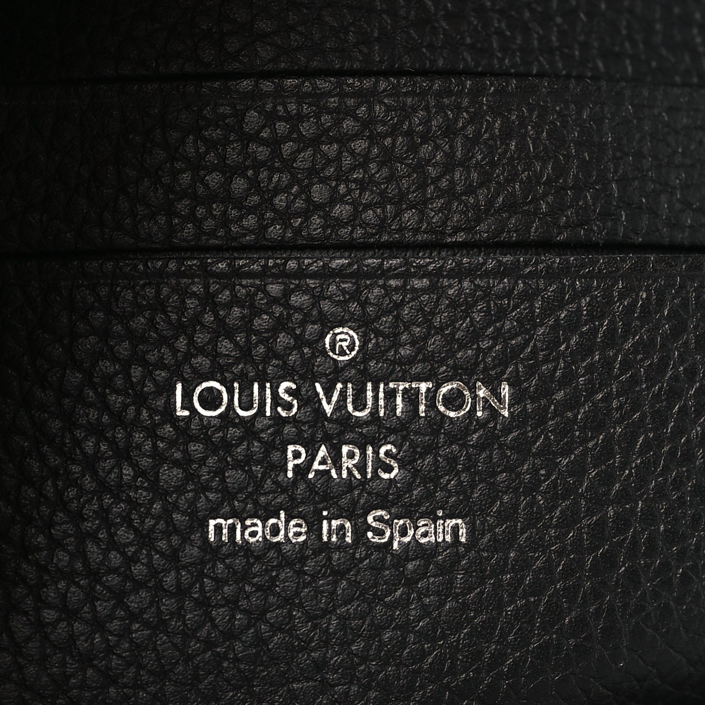 Calfskin Nano Lockme Bucket Black