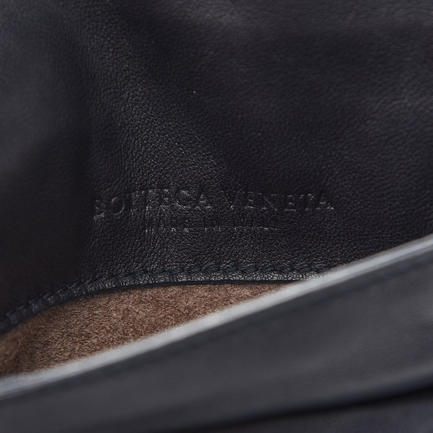 Nappa Intrecciato Mini Chain Messenger Black