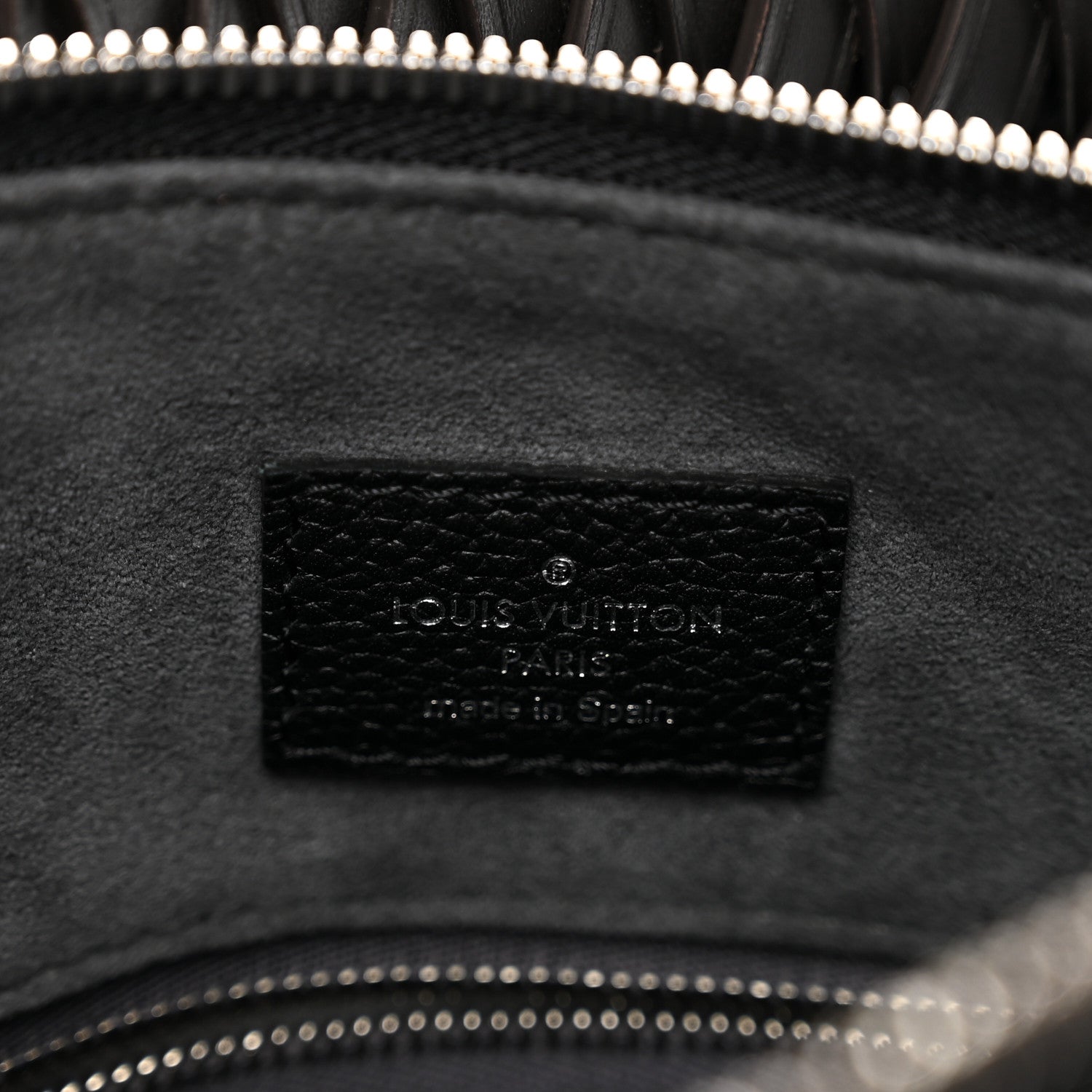 Louis Vuitton LOUIS VUITTON Mahina Beaubourg Hobo MM Black 7 of 9