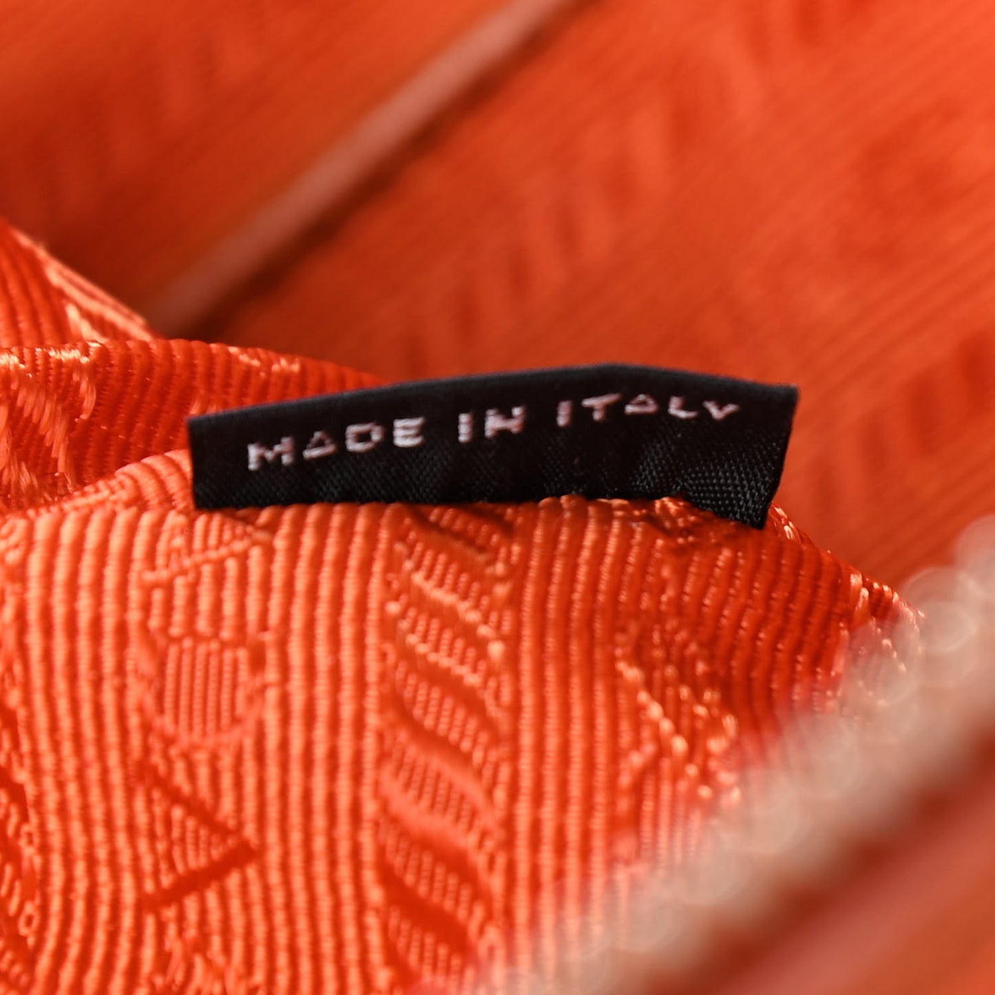 Tessuto Nylon Saffiano Tote Papaya