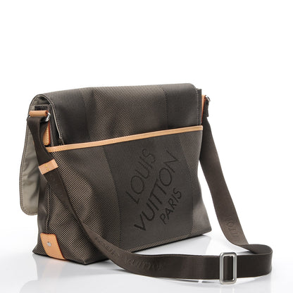 Louis Vuitton Damier Geant Loup Messenger Bag Earth 3 of 7