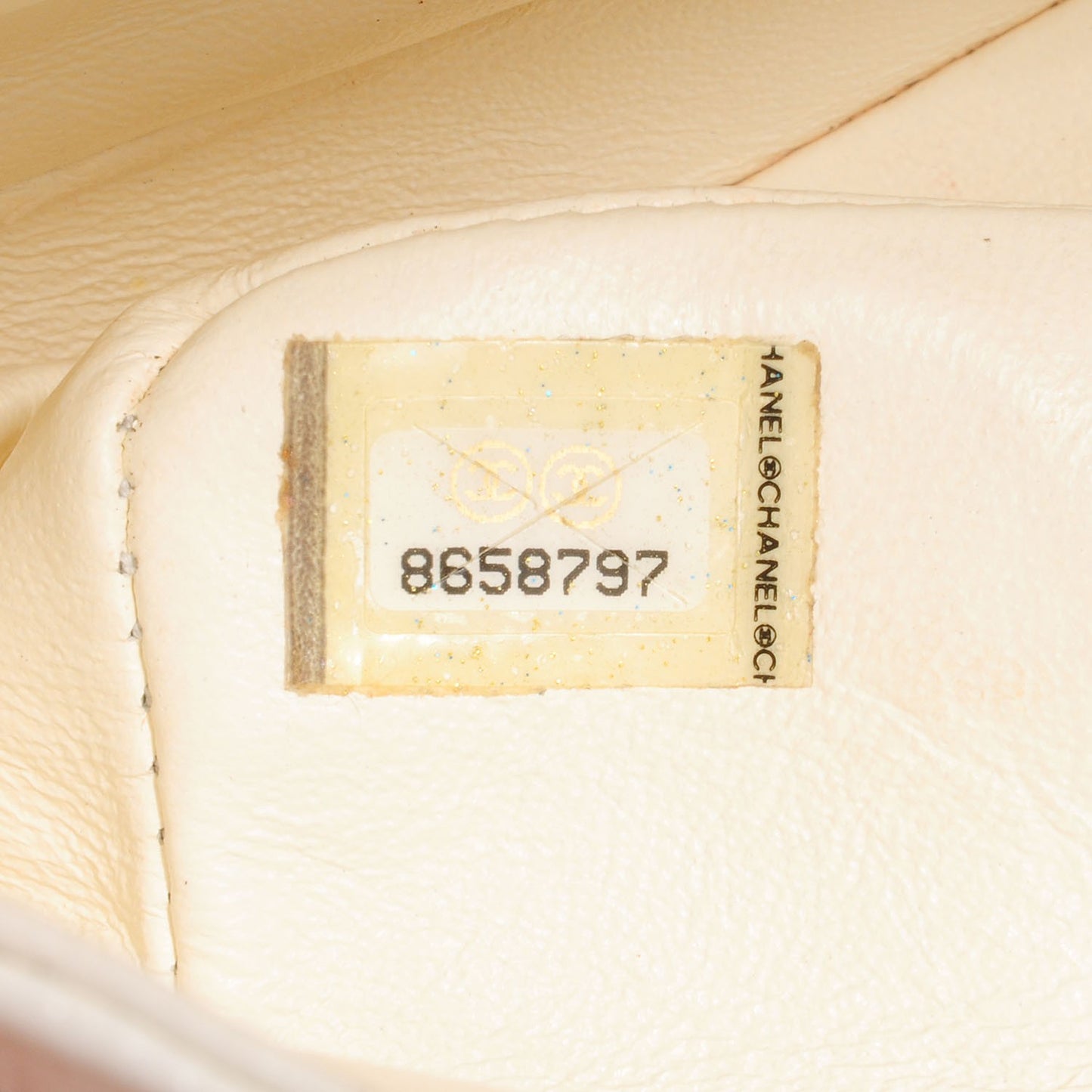 Caviar Quilted Medium Double Flap White