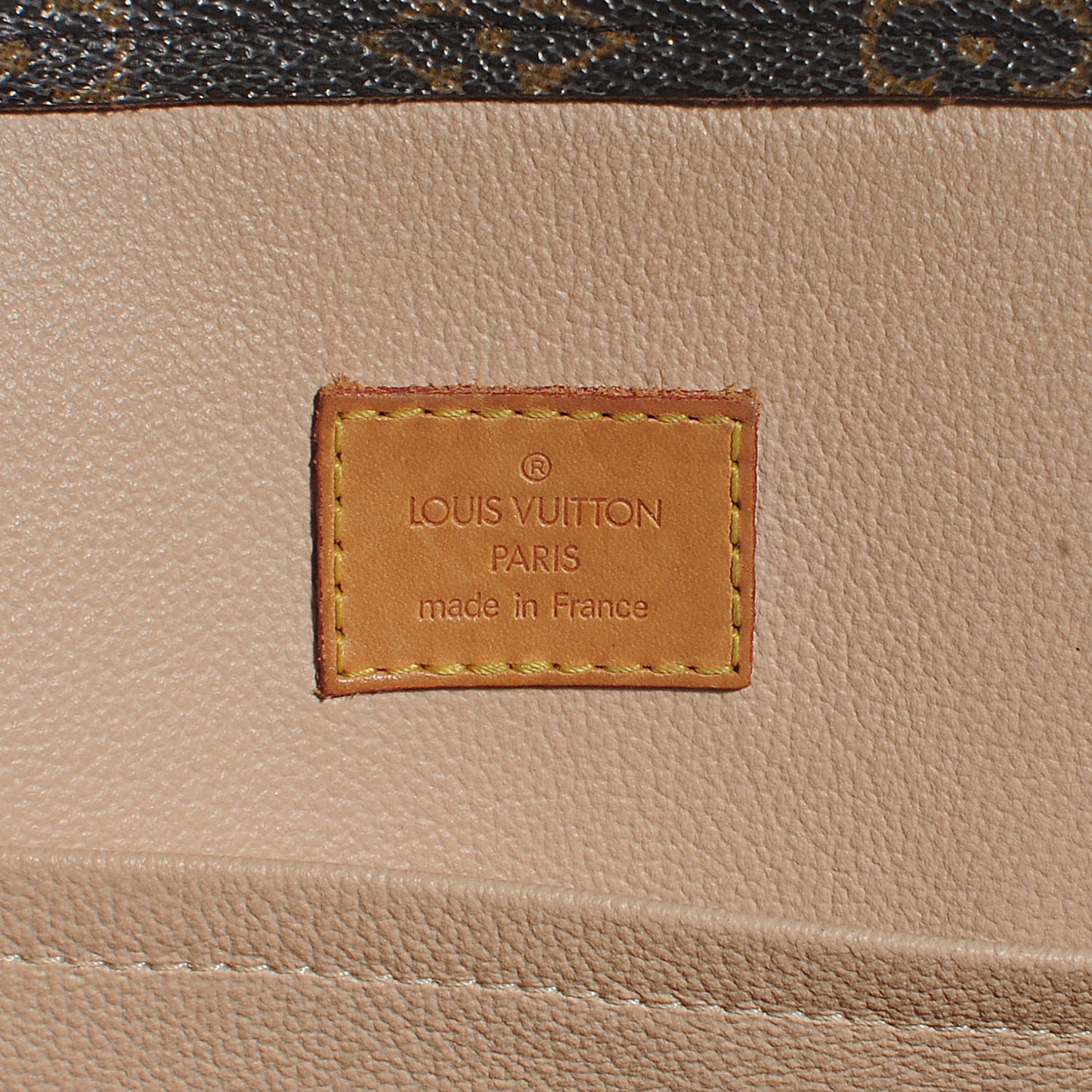 Monogram Sac Plat