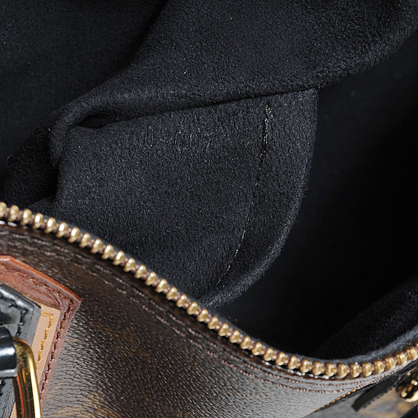 Monogram Mirage Speedy 30 Black