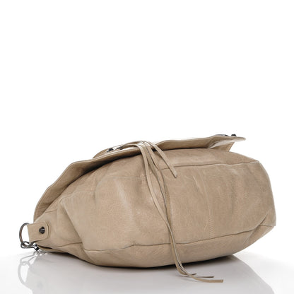 Balenciaga Agneau Folk Messenger Sahara 4 of 8