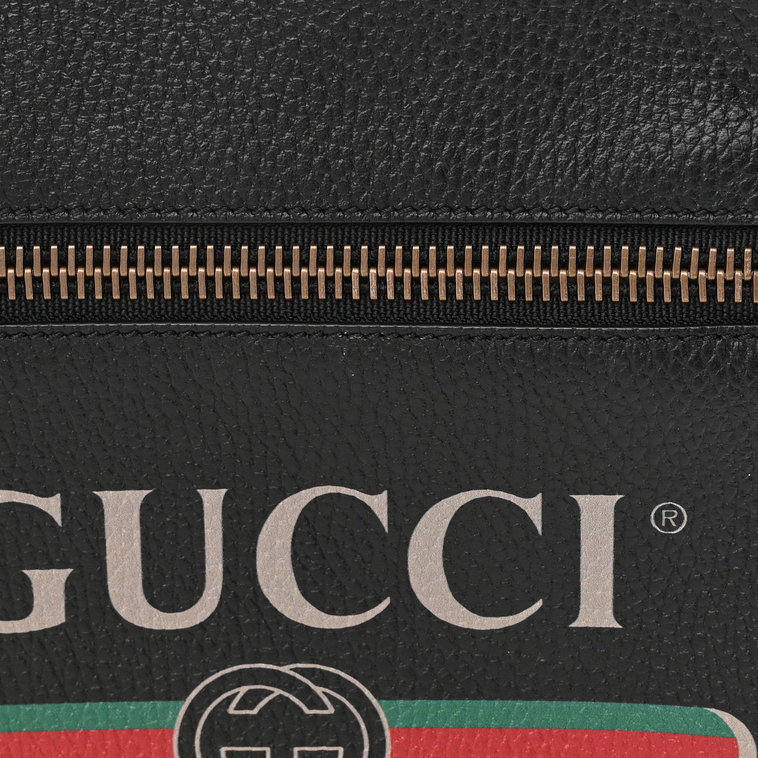 Gucci Grained Calfskin Logo Messenger Bag Black 12 of 12