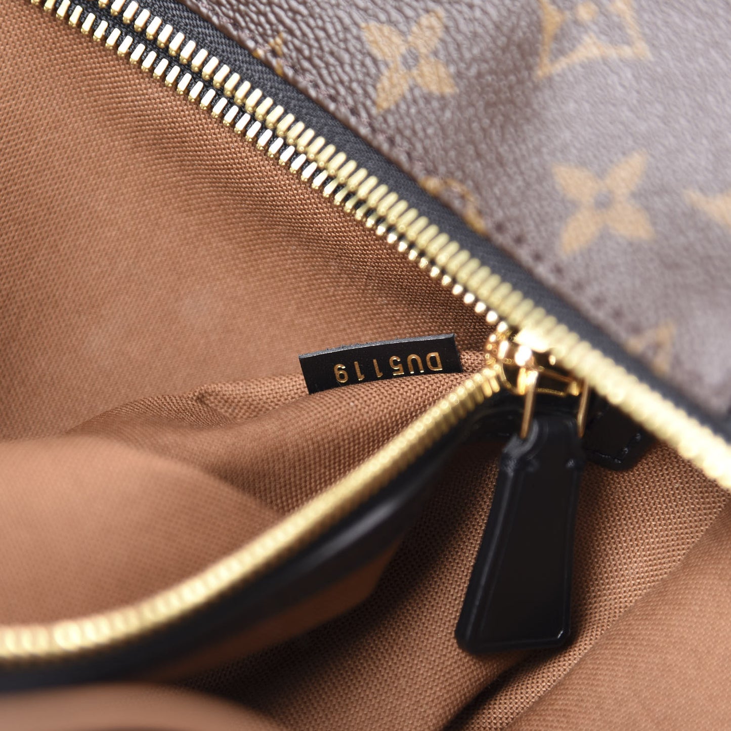 Monogram City Steamer XXL