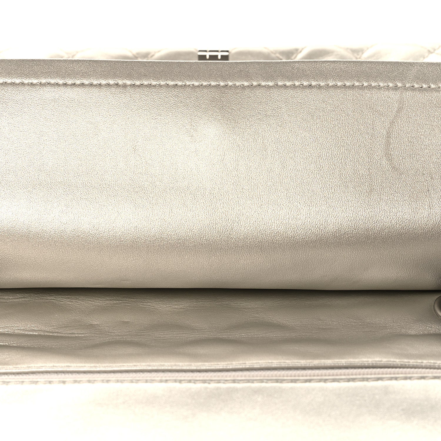 Chanel Metallic Lambskin Quilted 2.55 Reissue 225 Flap Silver 11 of 11