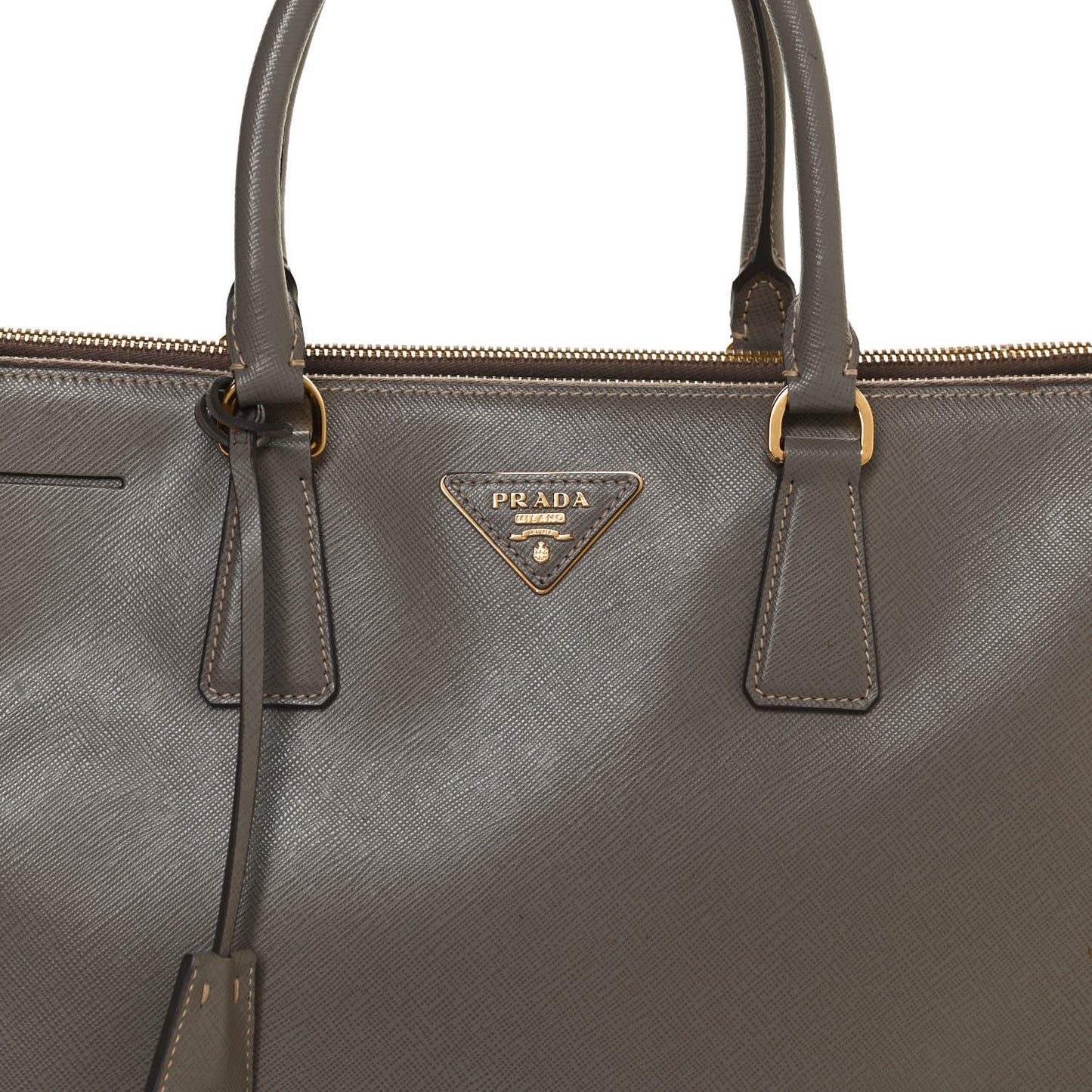Saffiano Medium Galleria Double Zip Tote Argilla