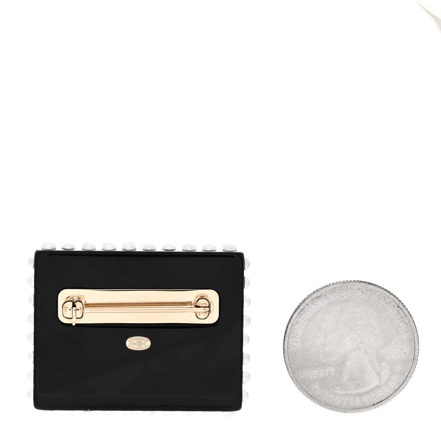 Chanel Resin Pearl CC La Pausa Brooch Multicolor Multicolor 2 of 4