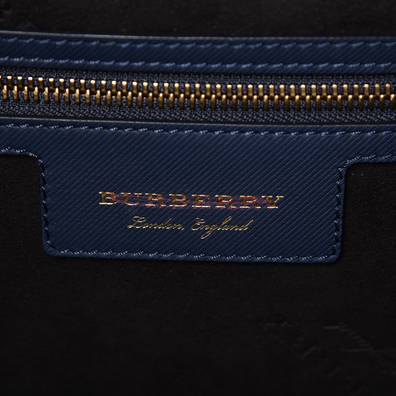 Burberry Trench Calfskin Alligator DK88 Lugggage Bag Midnight Blue 8 of 9