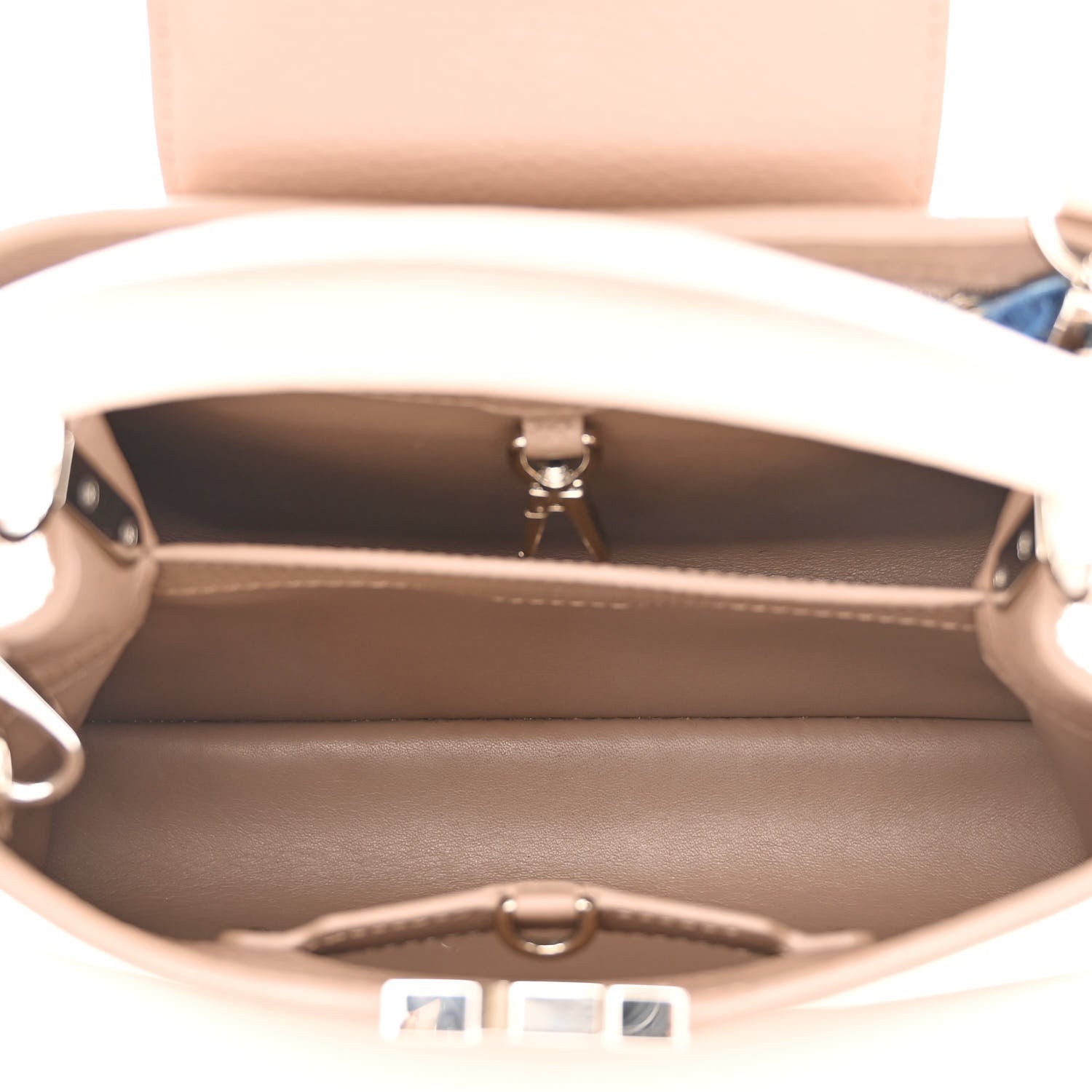 Louis Vuitton Taurillon Capucines BB Petale 5 of 12