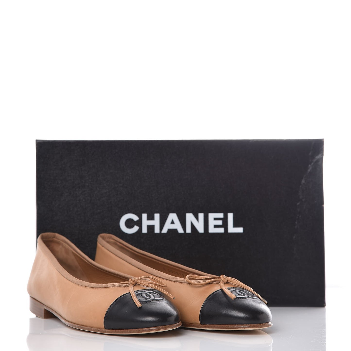 Lambskin Cap Toe Ballerina Flats 36 Beige Black