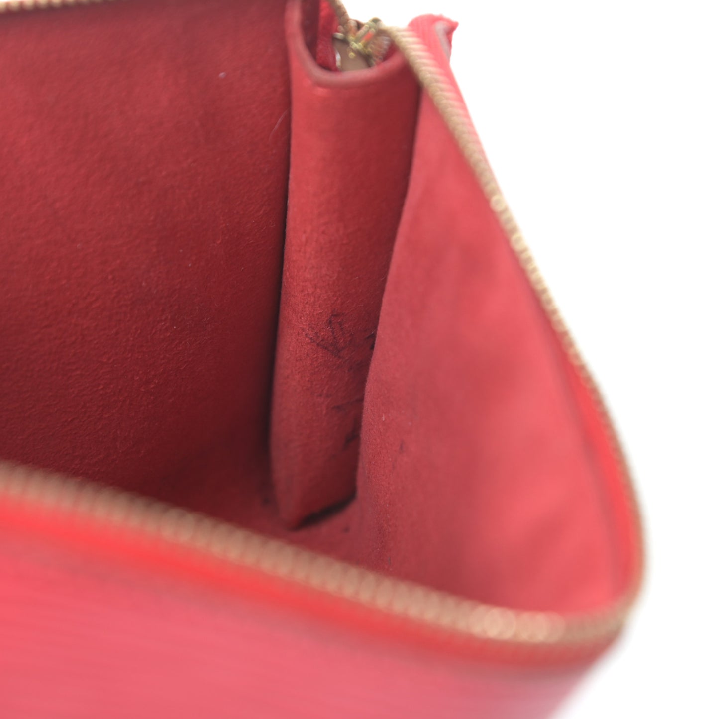 Epi Pochette Accessories 24 Castillan Red