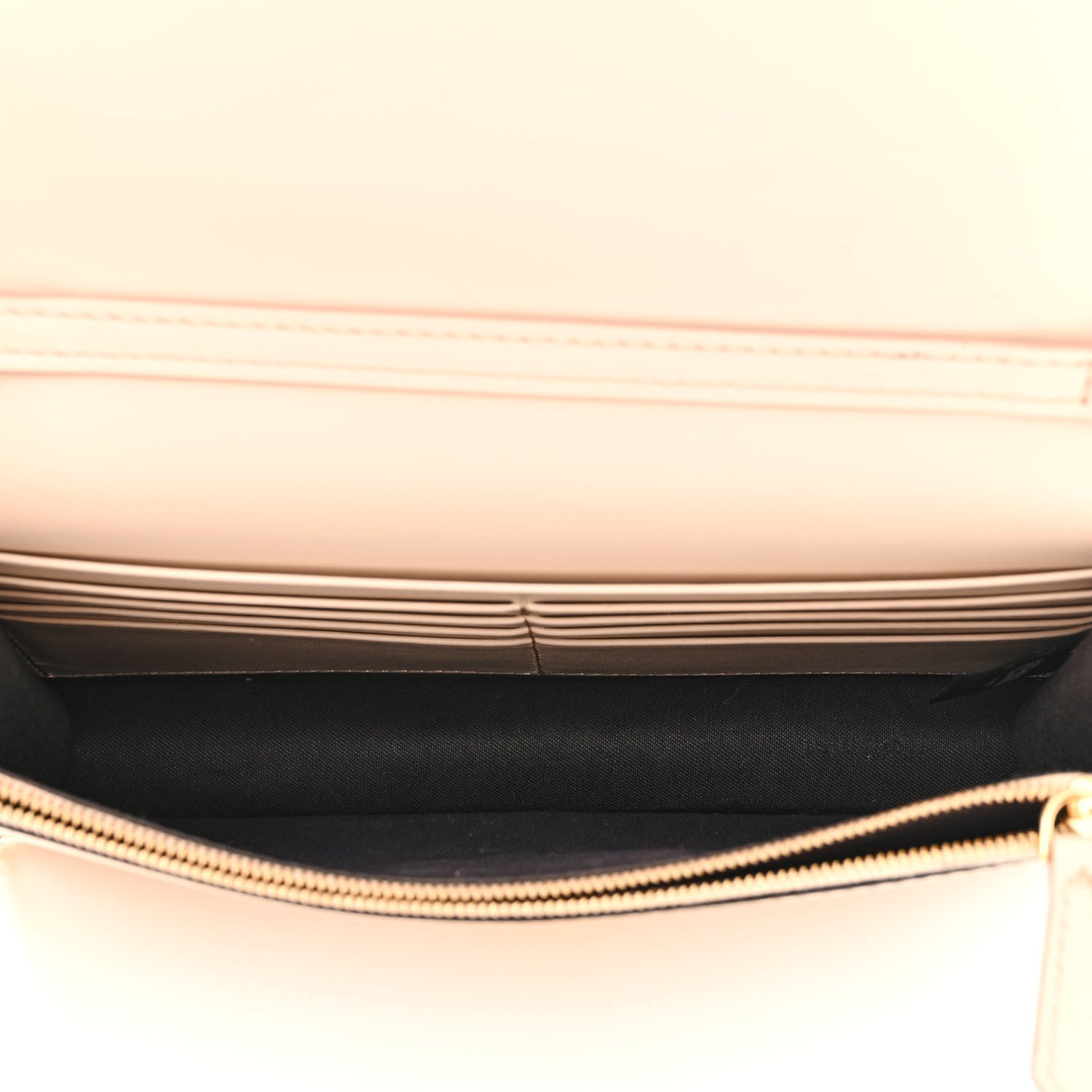 Fendi Vitello King Tamponato Logo Embossed Medium Wallet On Chain Poudre 5 of 12