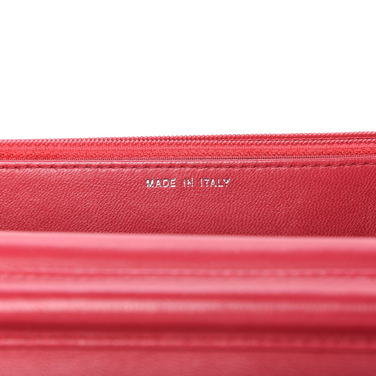 Calfskin Diamond Stitch Wallet On Chain WOC Fuchsia