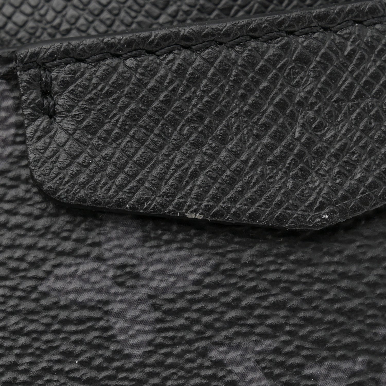 Louis Vuitton Taigarama Outdoor Slingbag Black 10 of 11