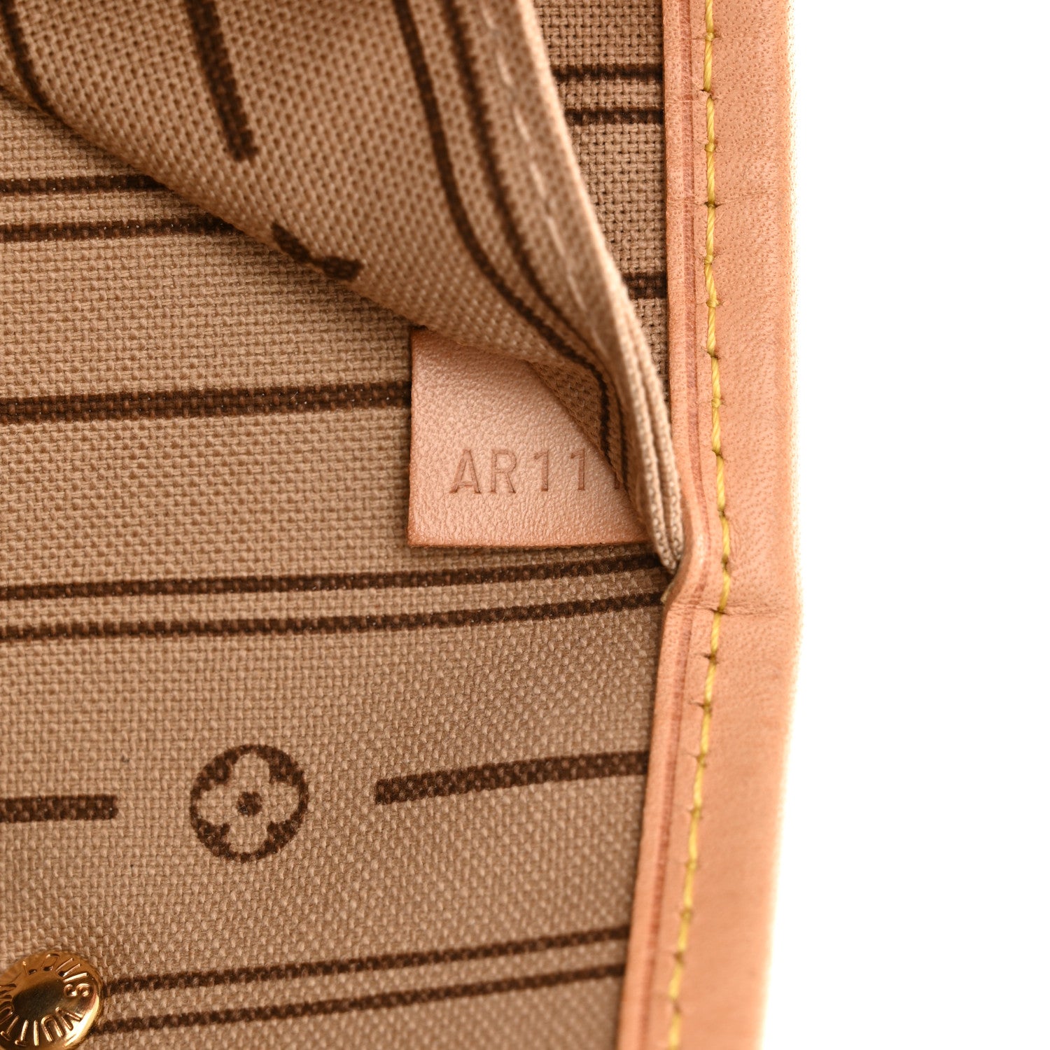 Louis Vuitton Monogram Neverfull MM 7 of 10