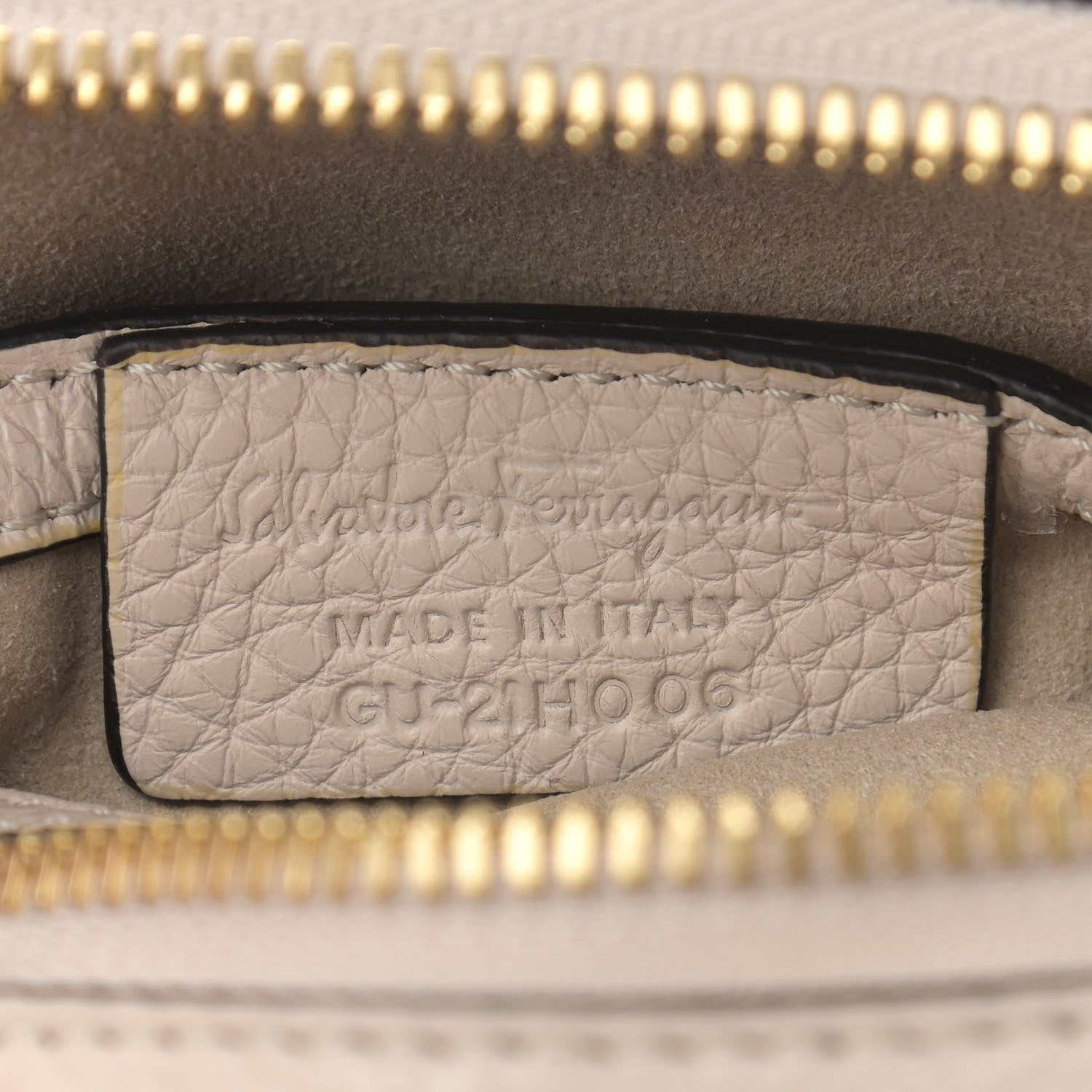 Salvatore Ferragamo Calfskin City Goncho Crossbody Camera Bag Ivory 7 of 12