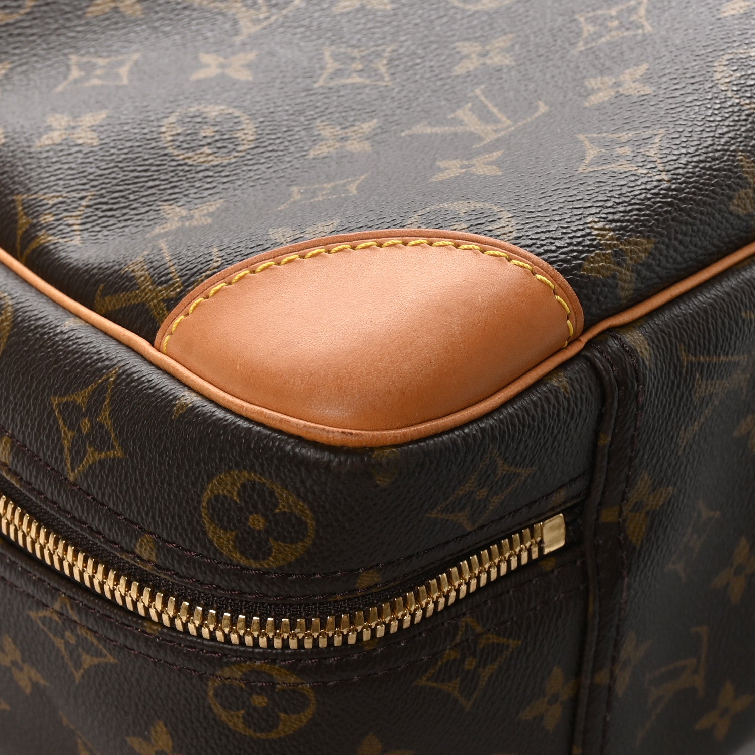 Louis Vuitton Monogram Sirius 50 8 of 13