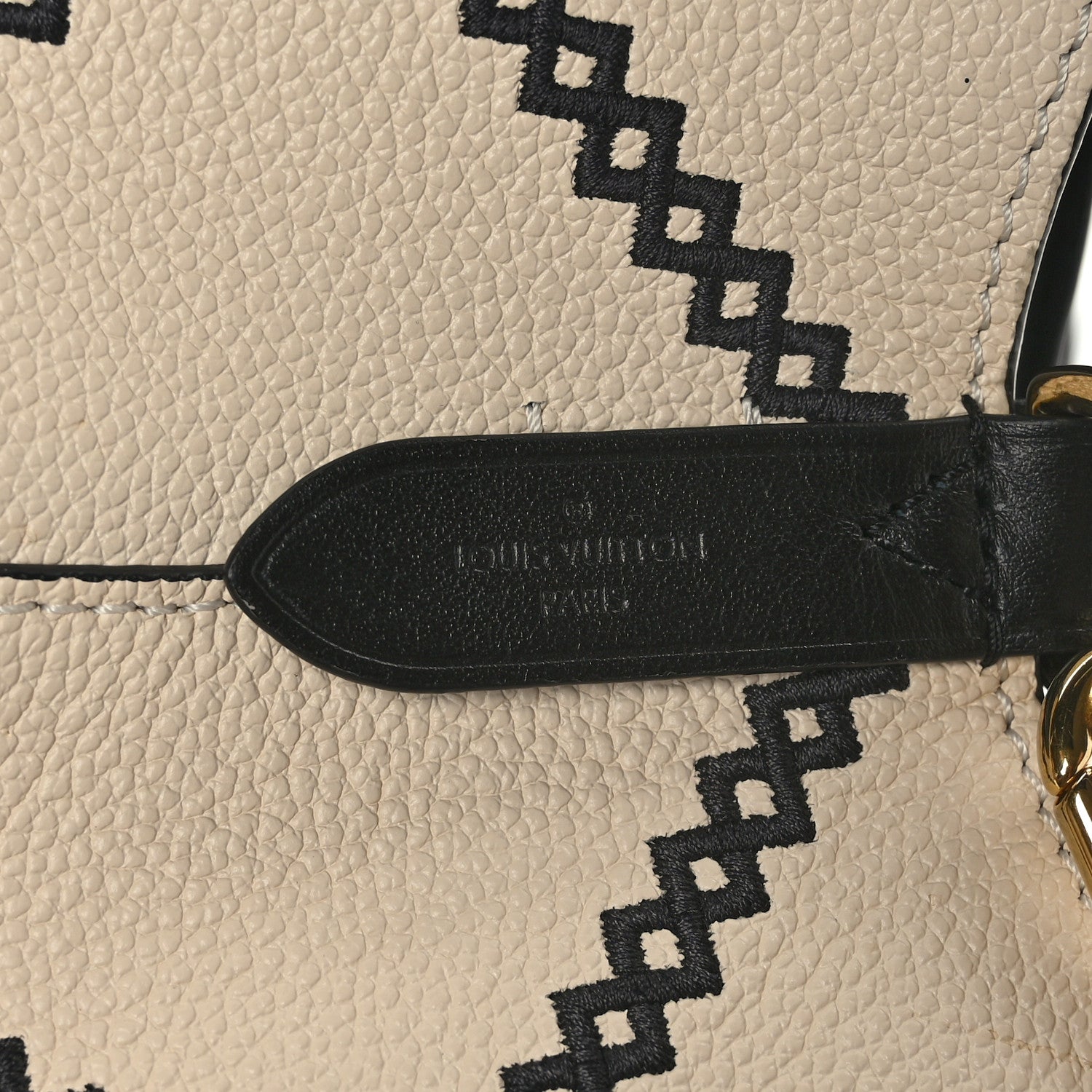 Louis Vuitton Empreinte Monogram Giant Broderies Neonoe MM Cream Black 9 of 13