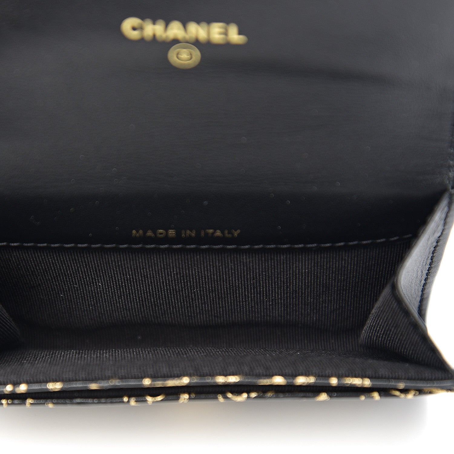Chanel Calfskin Crocodile Embossed Graffiti Cocodile Reissue Card Holder Wallet Black Gold 4 of 8