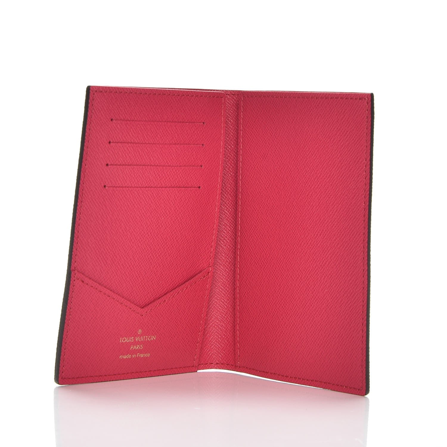 Louis Vuitton Monogram 2017 Christmas Animation Passport Cover 5 of 8