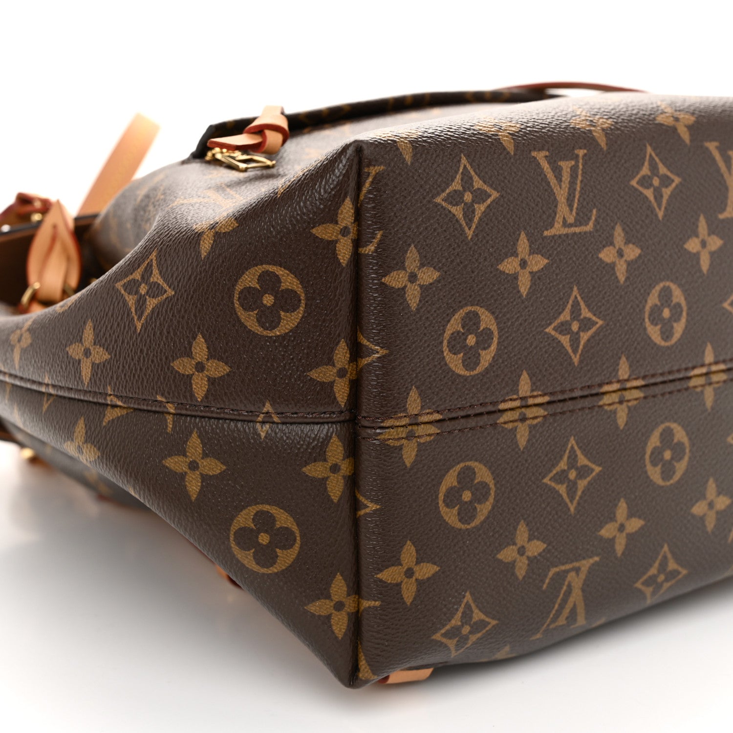 Louis Vuitton Monogram Montsouris PM 8 of 9