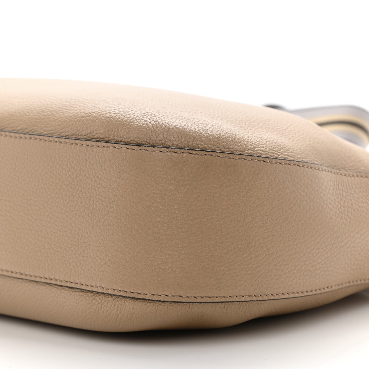 Vitello Phenix Zippered Messenger Hobo Cammeo