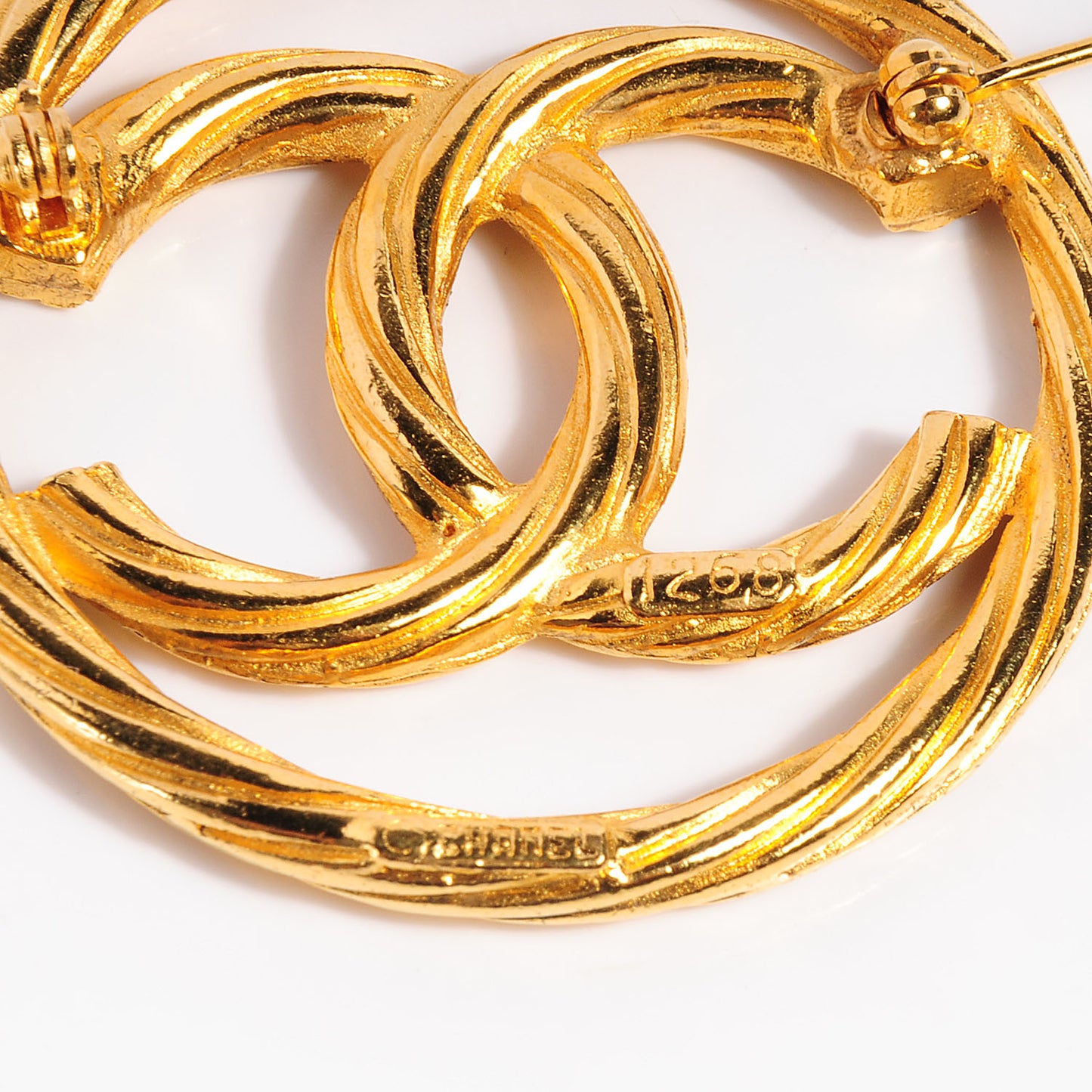 CC Brooch Gold