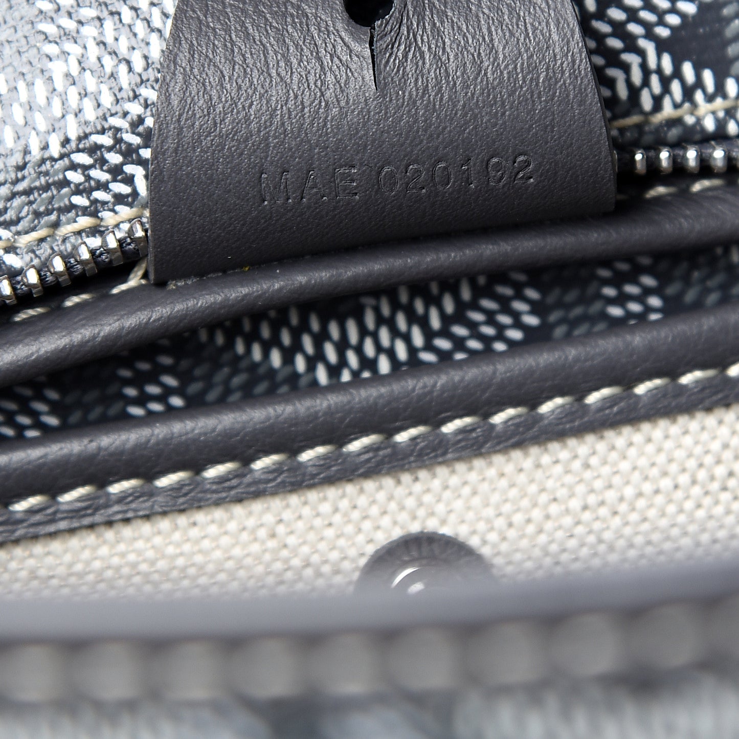 Goyardine Artois PM Grey