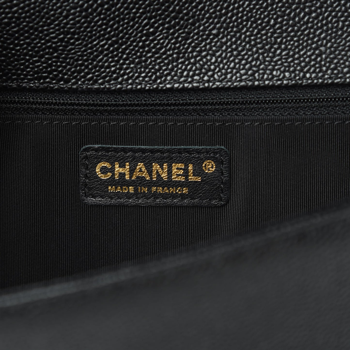 Caviar Quilted New Medium Boy Flap Black