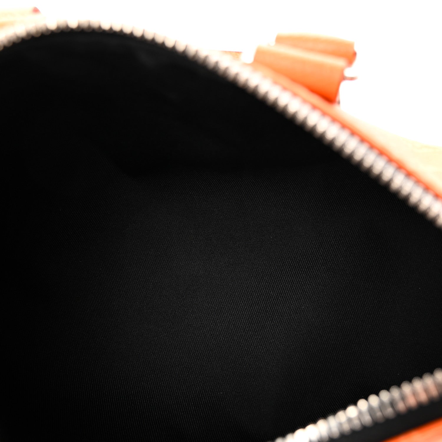 Louis Vuitton Taigarama Keepall Bandouliere 25 Tangerine 5 of 10